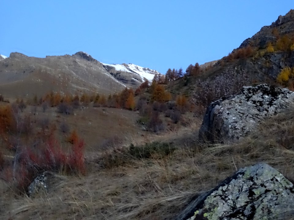 La combe à remonter en traversée montante en visant la nei… 