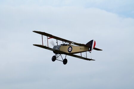 Flying flyer old