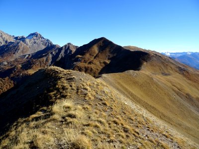 Depuis le Gros Ferrant, vue vers la Montagnette et le Peti… 