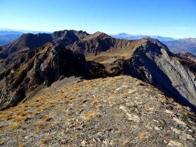 Arrivée sur la crête avant le Gros Ferrant, le Voyer est e… 