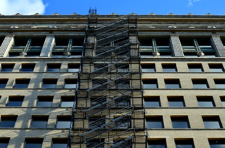 Fire egress building