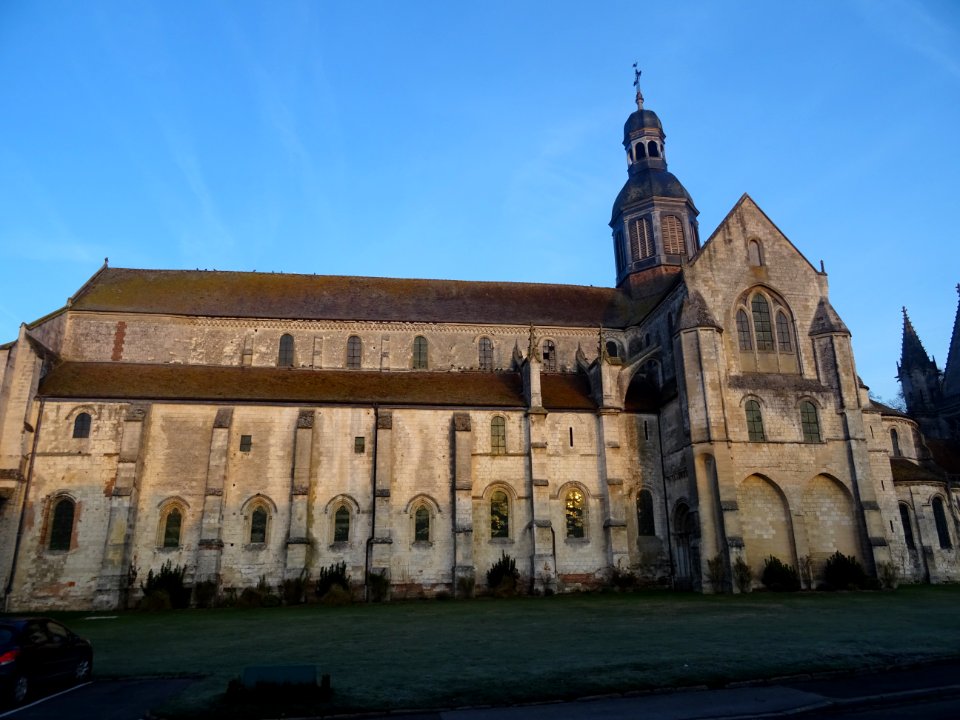 Eglise abbatiale, de style gothique primitif, St-Germer-de… 