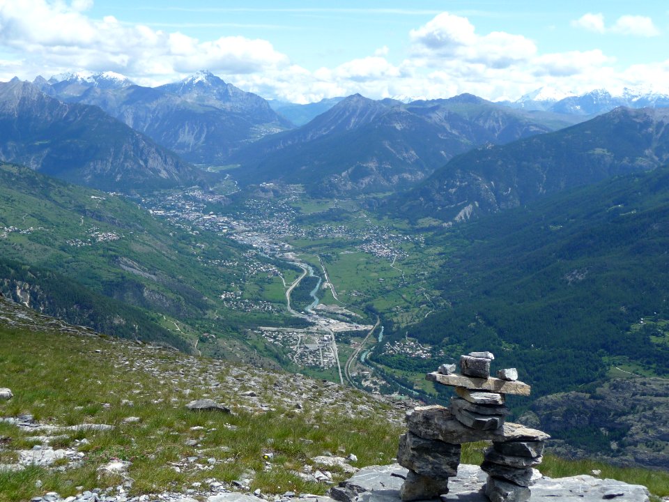 Cairn, près de la Croix de la Salcette, vallée de Briançon… 