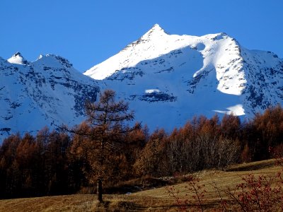 Au zoom, la Pointe de l' Aiglière 