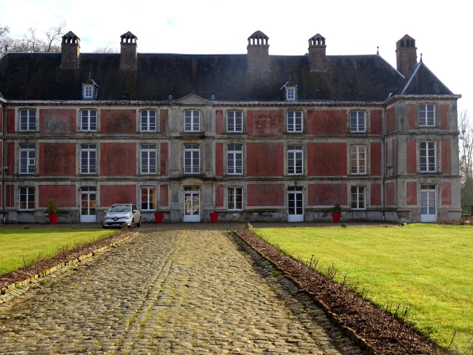 Le château de la marquise Conflans d'Armentières, à Songeo… 
