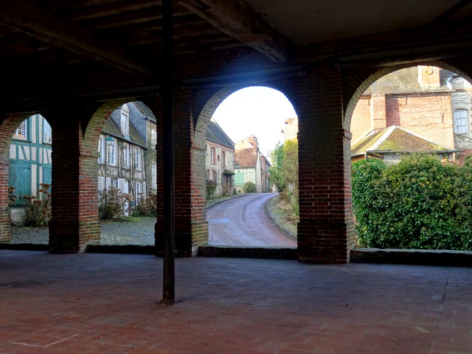 Halle couverte, Gerberoy, Oise 