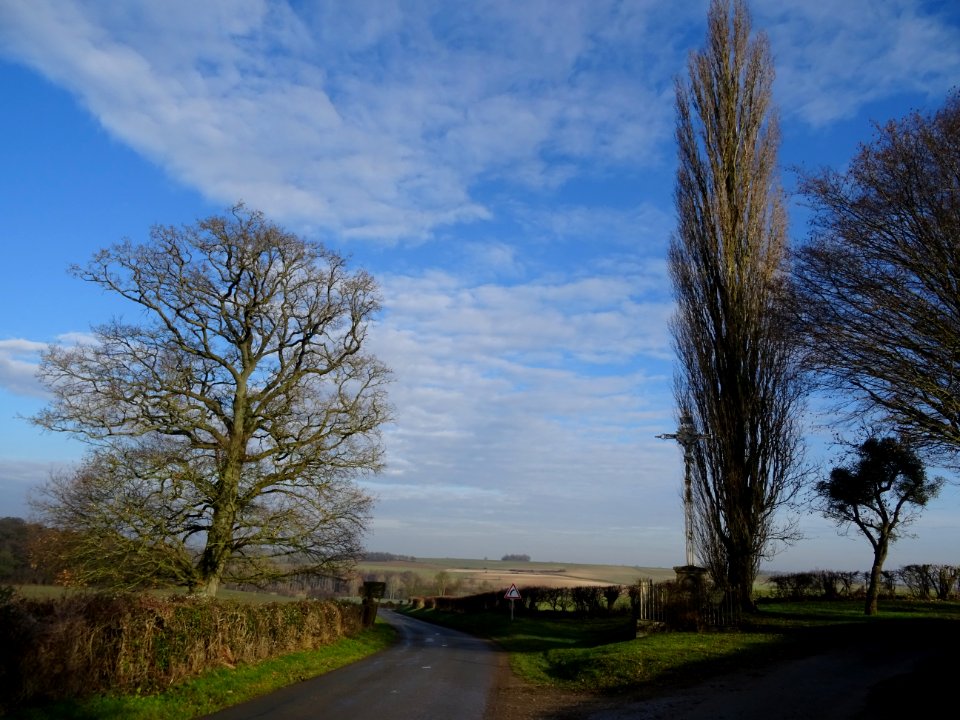 Dans la montée avant Gerberoy, en se retournant 