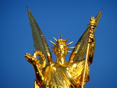 La Poésie par Charles Gumery (1827–1871), groupe en bron… 