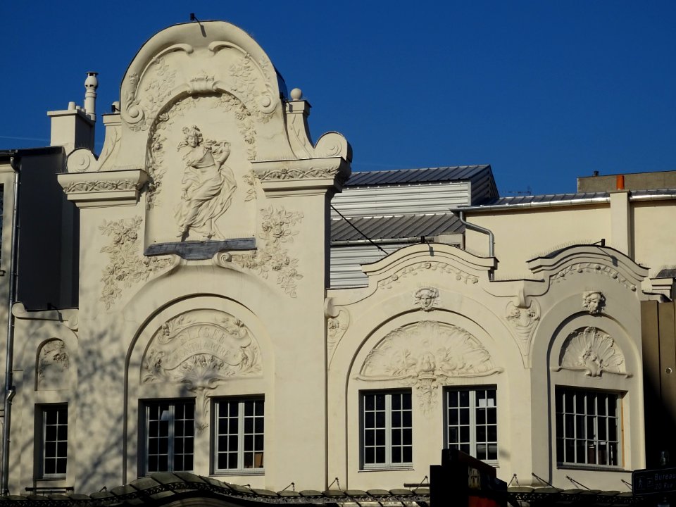 L'Élysée Montmartre, salle de spectacle parisienne, 72 bou… 