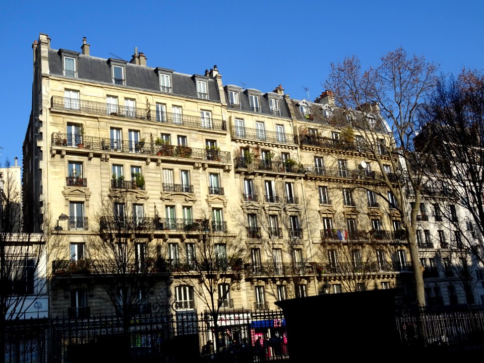 Immeuble au 32 boulevard Rochechouart, 18ème arr., Paris 