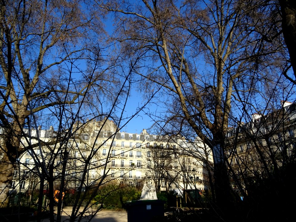 Square Montholon, 9ème arr., Paris 