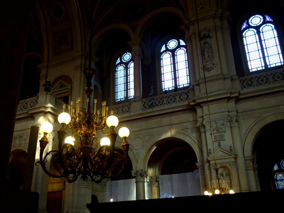 Nef de l'église de la Sainte-Trinité, place d'Estienne-d'O… 