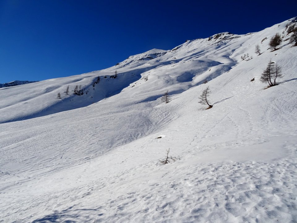 Effets de pente, de neige et de relief, sous la Rouya 