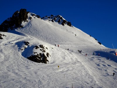Non loin de l'arrivée du télésiège du Rocher de l' Aigle, … 