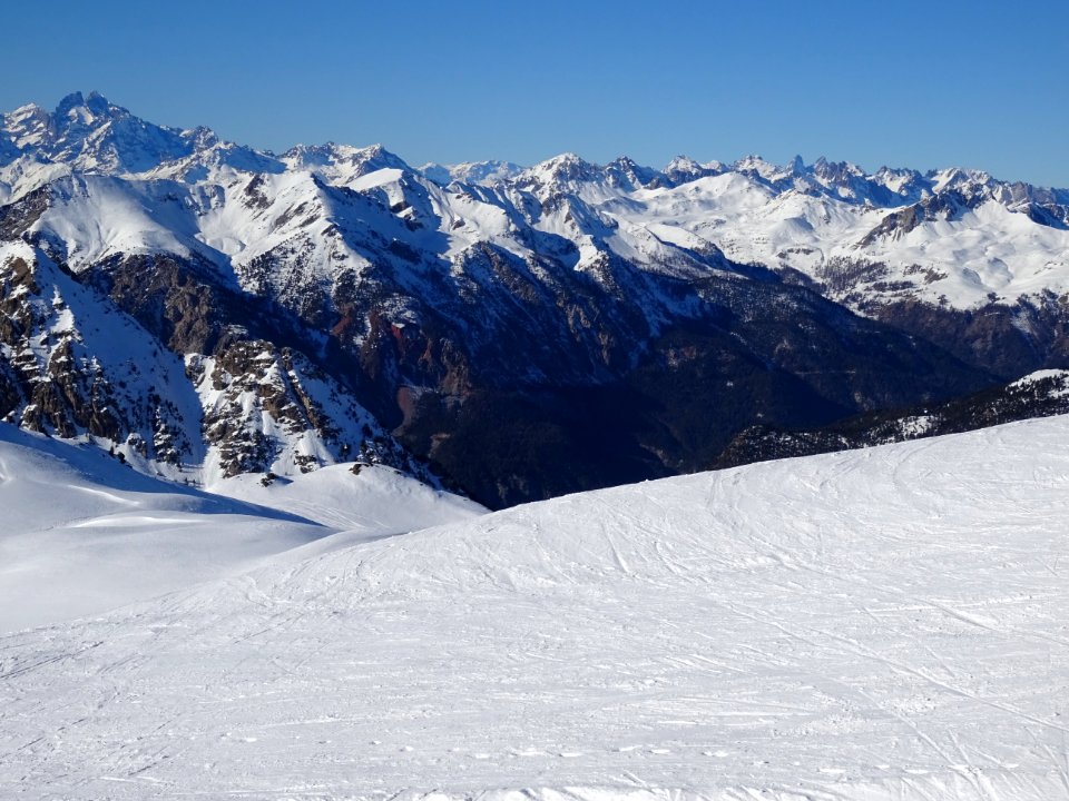 Vue vers la Vallée de Névache dans le creux, Aiguilles d'A… 