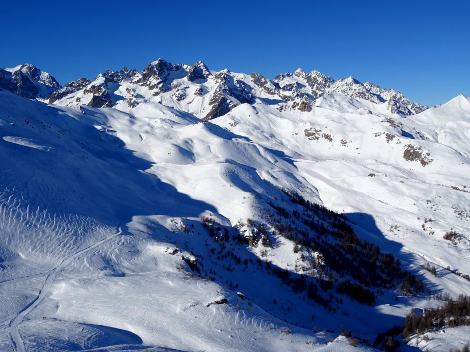 Une belle partie du domaine skiable de Serre Chevalier 