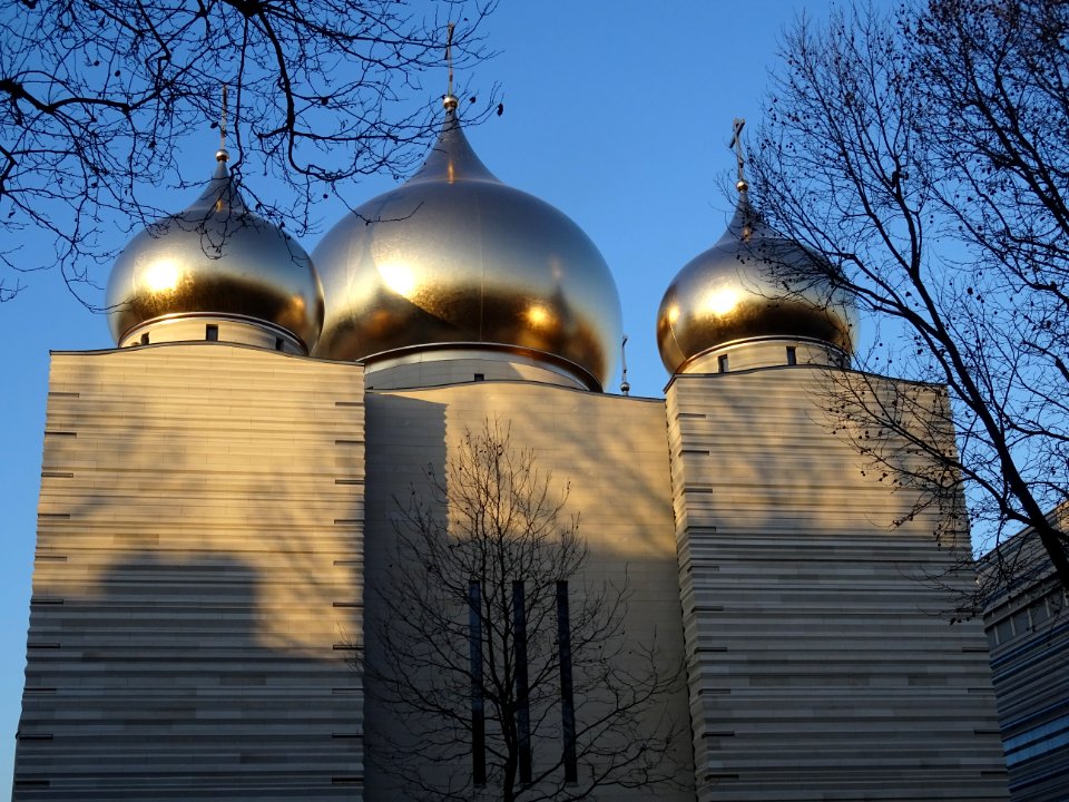 La cathédrale de la Sainte-Trinité de Paris est une cathéd… 