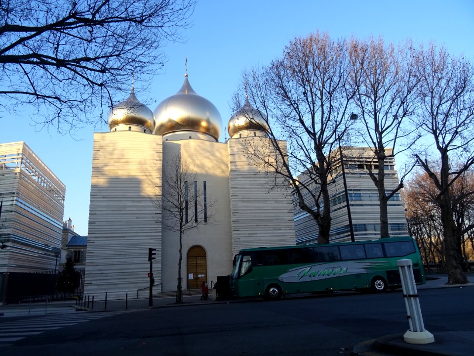 La cathédrale de la Sainte-Trinité de Paris est une cathéd… 
