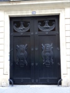 Porte d'immeuble, au 34 rue de Provence, 9ème arr., Paris 