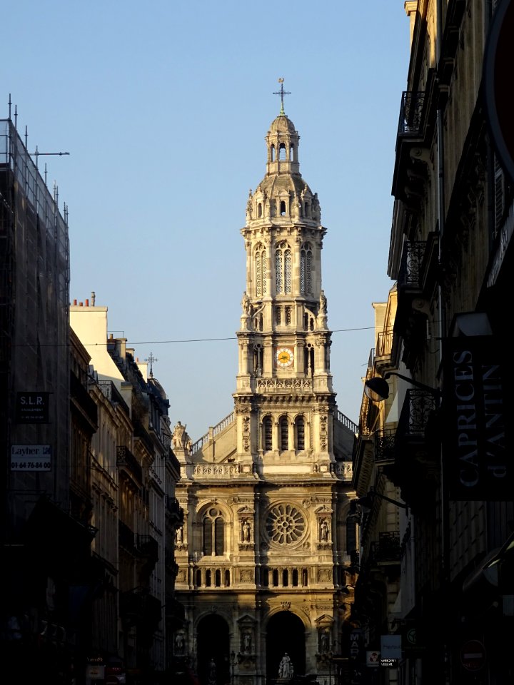 Eglise de la Sainte-Trinité, place d'Estienne-d'Orves, pri… 