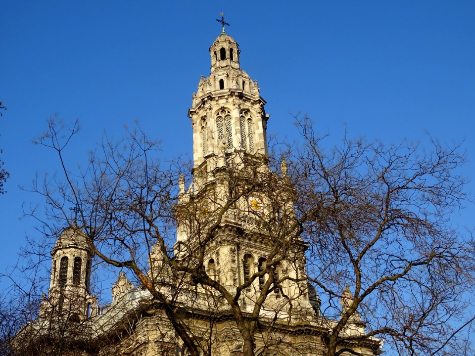 Eglise de la Sainte-Trinité, place d'Estienne-d'Orves, 9èm… 