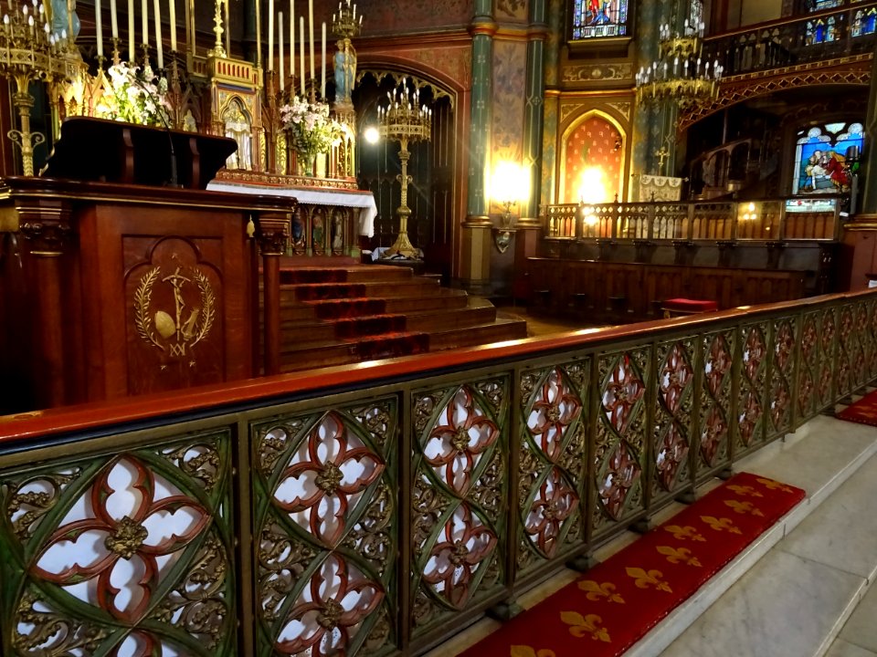 Nef de l'église Saint-Eugène-Sainte-Cécile, rue Sainte Céc… 