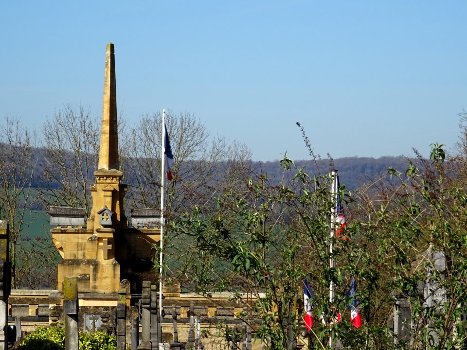 Nécropole et ossuaire de Bazeilles, Ardennes 
