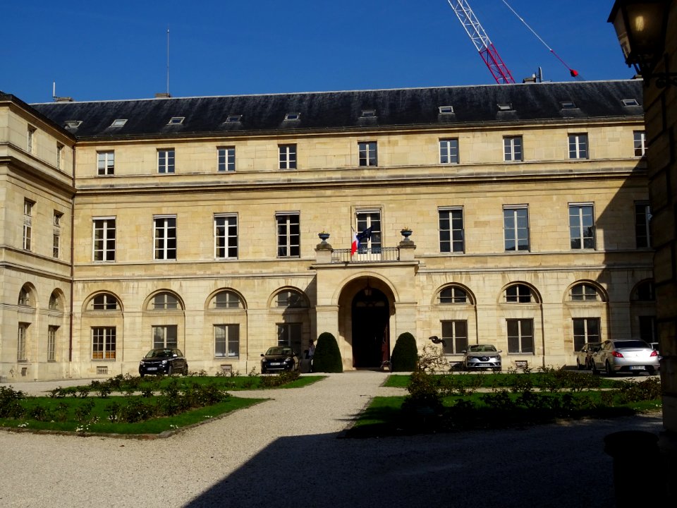 Ministère de l'Education Nationale de l'Enseignement supér… 