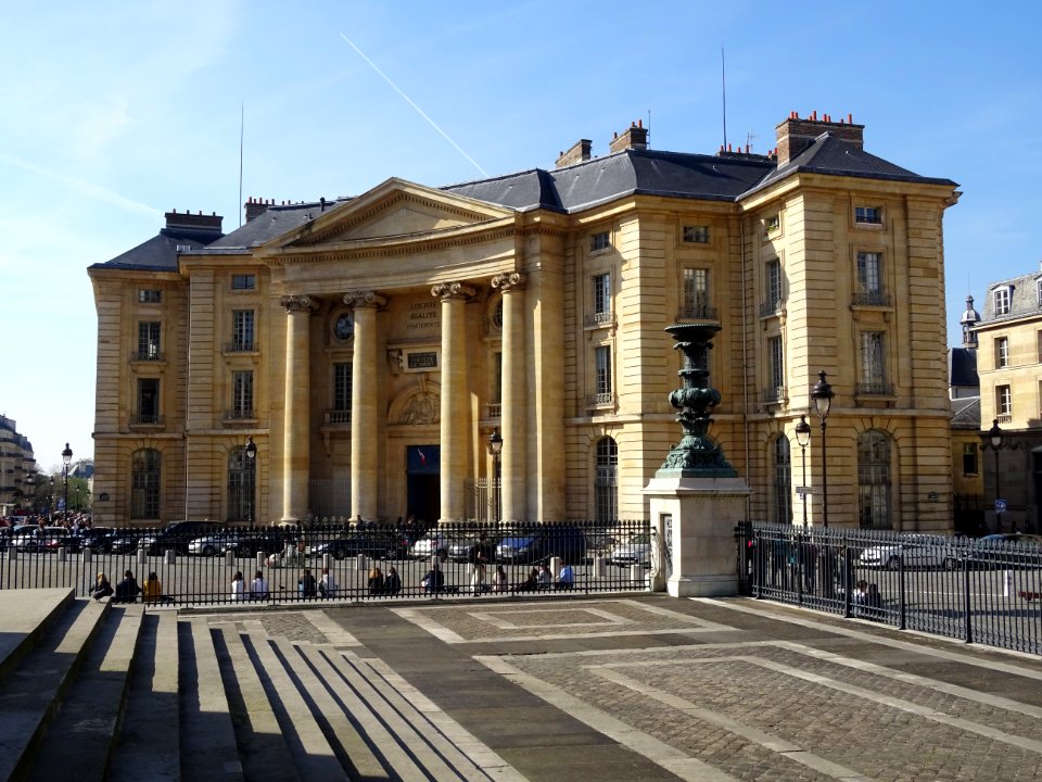 Université de Paris, Faculté de Droit, place du Panthéon, … 