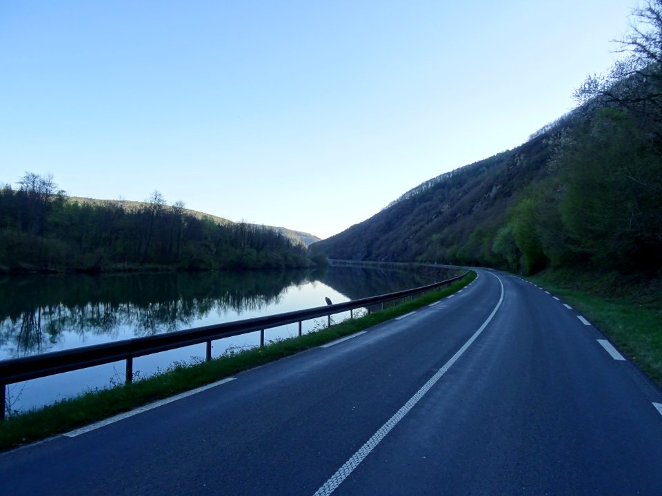 Courbe de la Meuse entre Fumay et Revin, Ardennes 