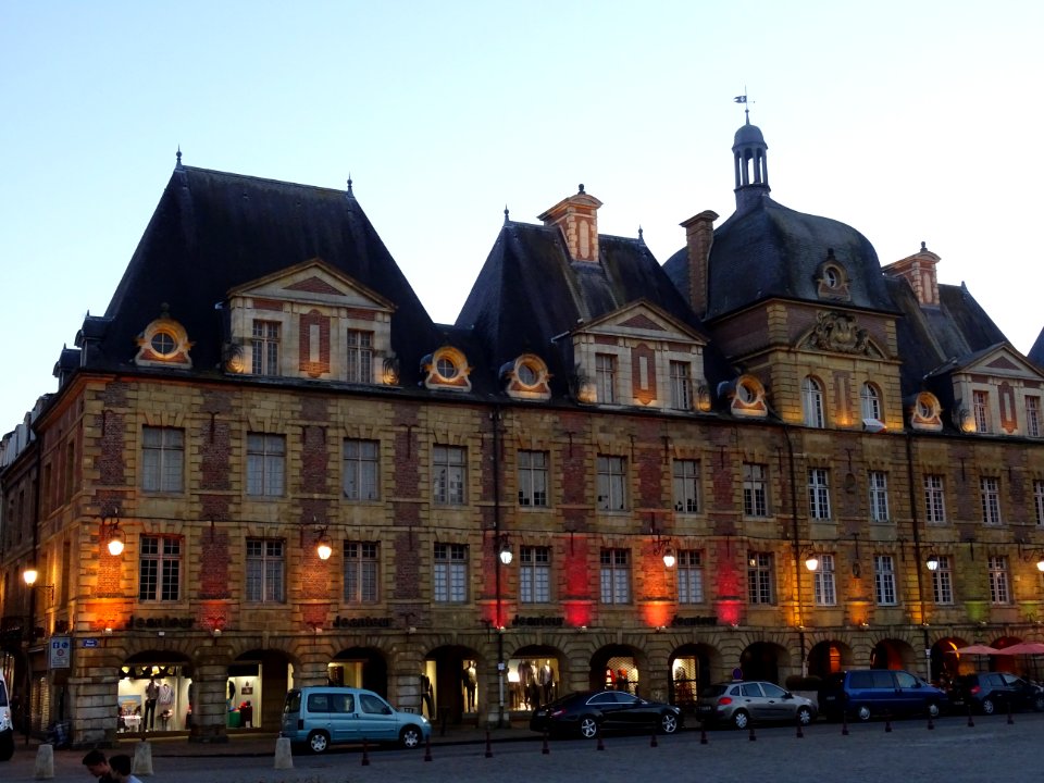 La place Ducale est la place principale de Charleville-Méz… 