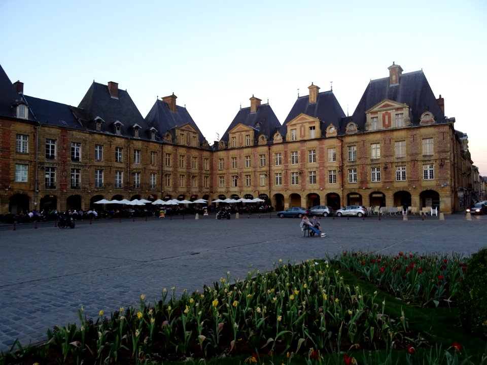 La place Ducale est la place principale de Charleville-Méz… 