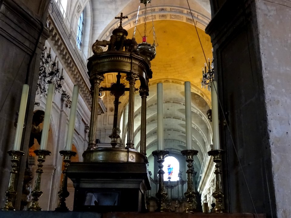 Intérieur de l'église Saint-Nicolas-du-Chardonnet, 23 rue … 