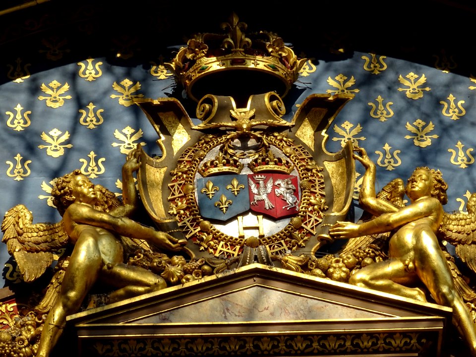 Détails des blasons au-dessus de l'Horloge du palais de la… 