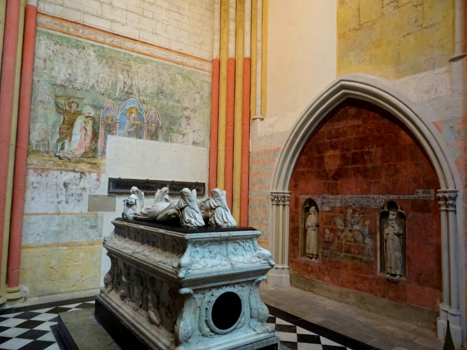 Fresques murales et tombeau des enfants de Charles VIII et… 