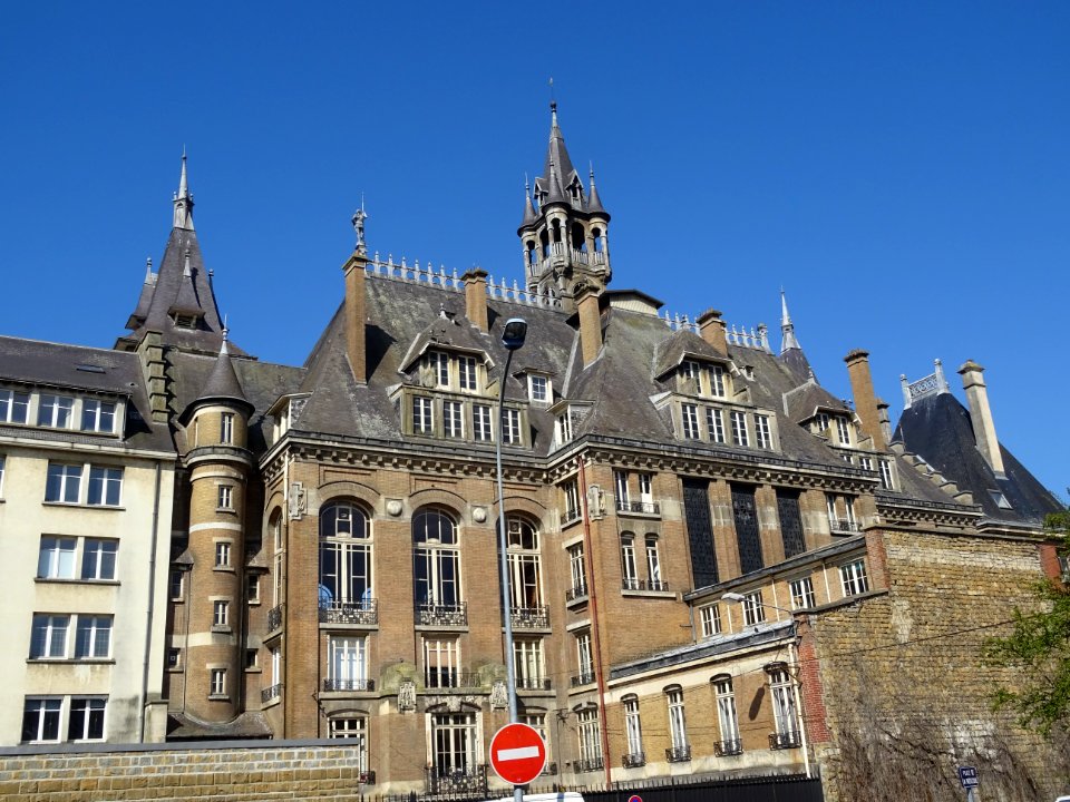 Envers de l'Hôtel de Ville, Charleville-Mézières, Ardennes… 