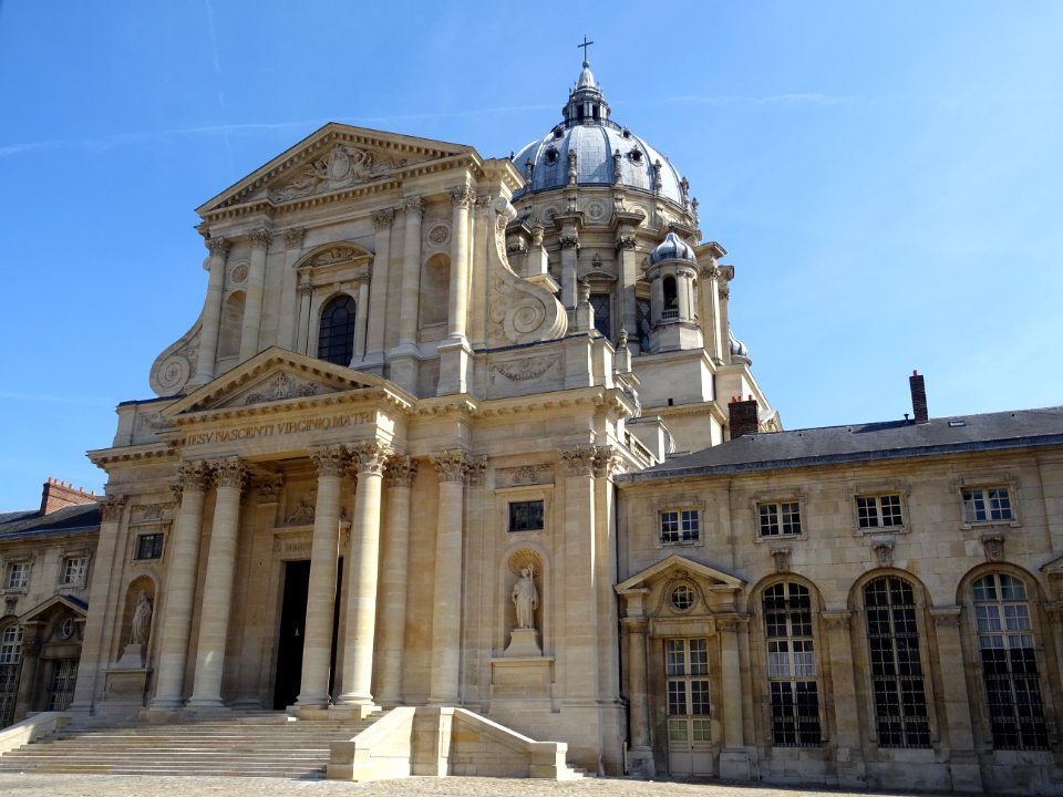 Eglise Notre-Dame du Val-de-Grâce, place Alphonse-Laveran,… 