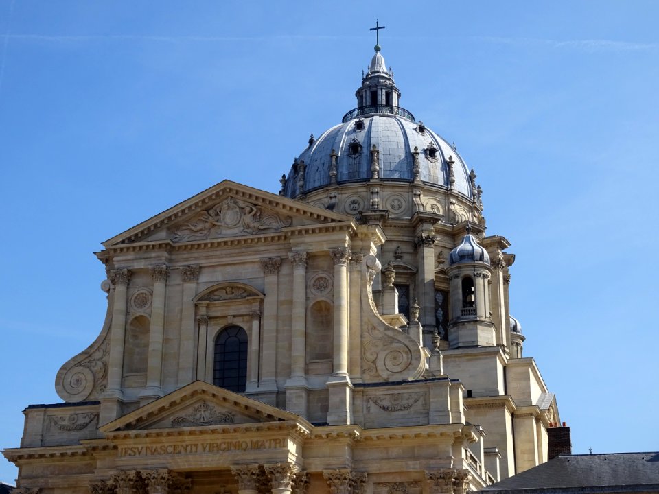 Eglise Notre-Dame du Val-de-Grâce, place Alphonse-Laveran,… 