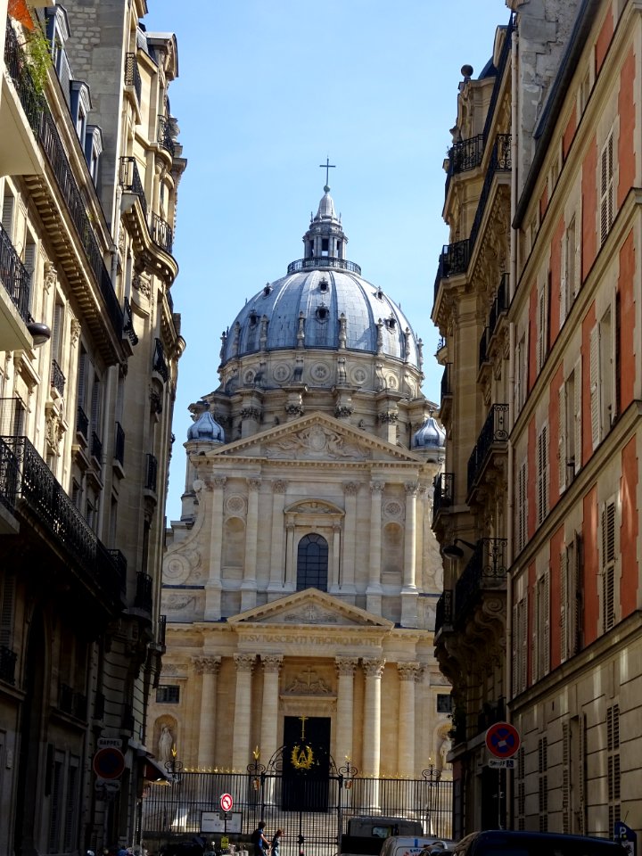 Eglise Notre-Dame du Val-de-Grâce, place Alphonse-Laveran,… 