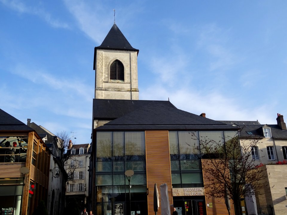 Eglise St-Donatien, rue du Petit Puits, Orléans, Loiret 