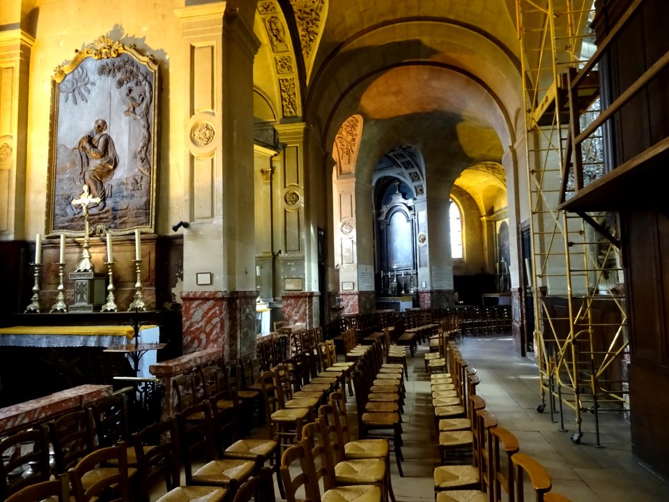 Nef, église Saint-Nicolas-du-Chardonnet, 23 rue des Bernar… 