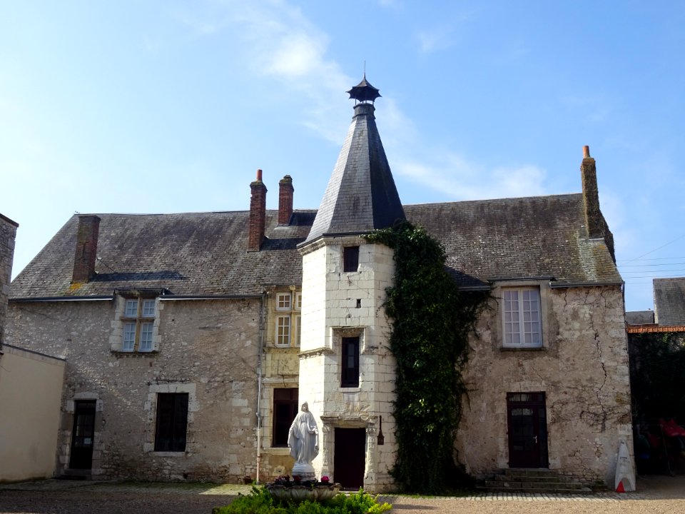 Cour et bâtiment de l'Ecole-Collège Maîtrise Notre-Dame, B… 
