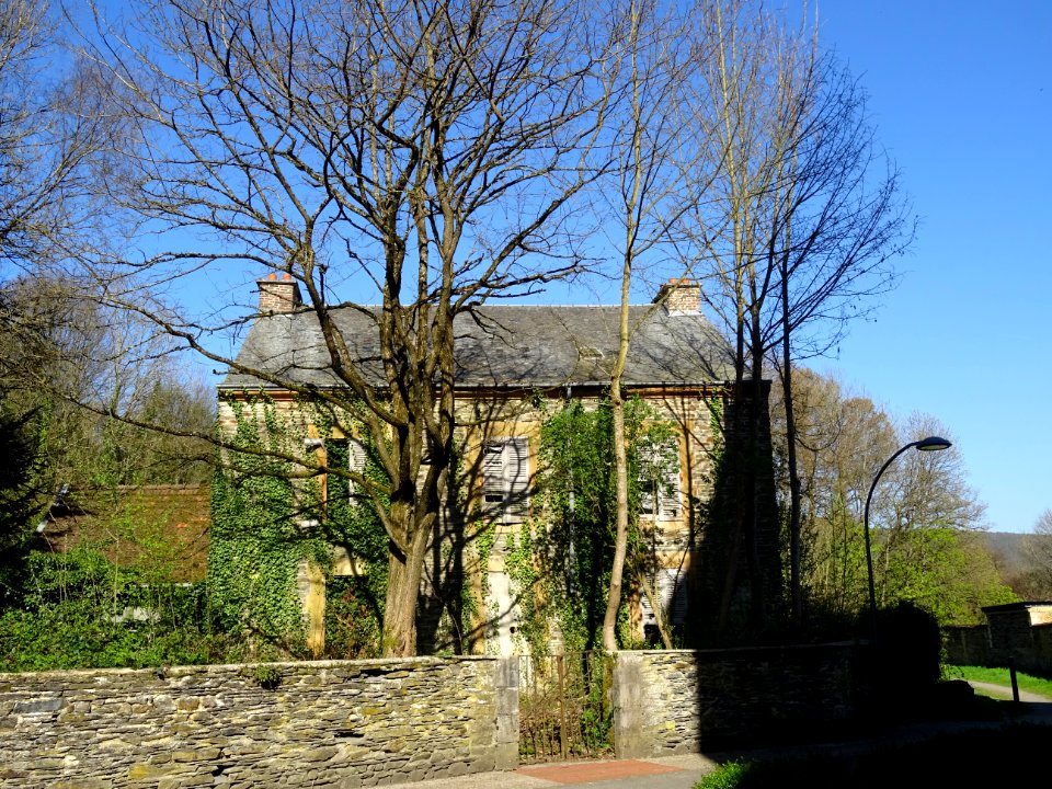 Maison, près de l'abbaye de Laval Dieu, Monthermé, Ardenne… 