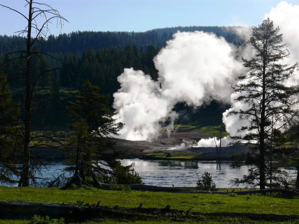 Yellowstone national park steam