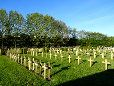 Cimetière de Meaux, tombes des poilus de la 1ère guerre mo… 