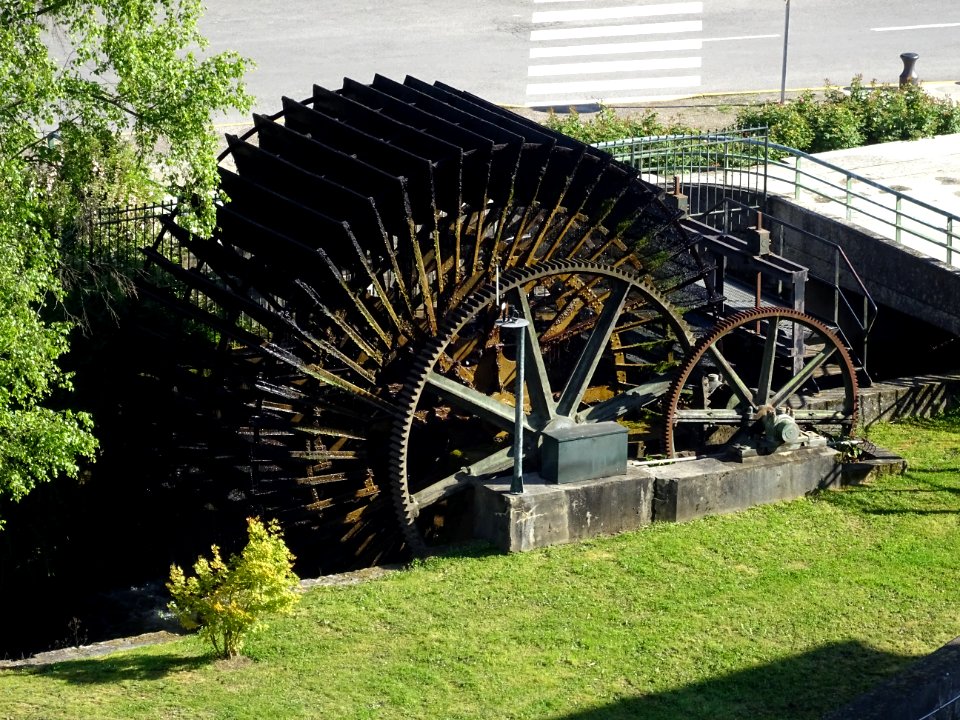 Roue à aubes, sur l'Ourcq, La Ferté-Milon, Aisne 