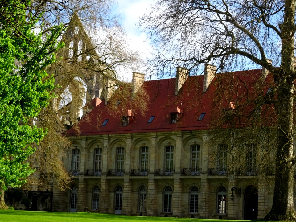 Abbaye Notre-Dame de Longpont, Longpont, Aisne 
