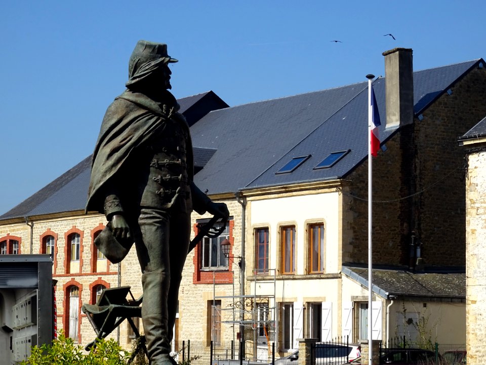 Statue du Général Magueritte,Floing, Ardennes 