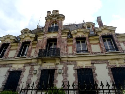 Belle demeure, rue Delacroix, Anet, Eure-et-Loir 