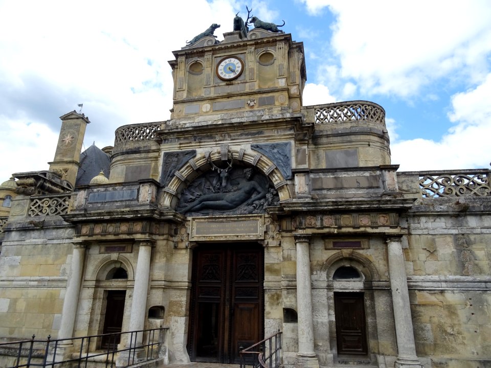 Portique d'entrée du château d'Anet, de style Renaissance,… 